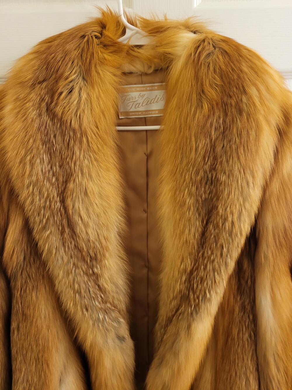 Red Fox Fur Jacket Craft/sewing Practice. - Picture 2 of 6